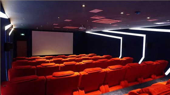 杜比全景声影院