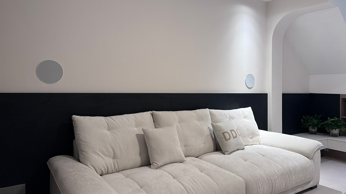 开放式客厅融入家庭影院