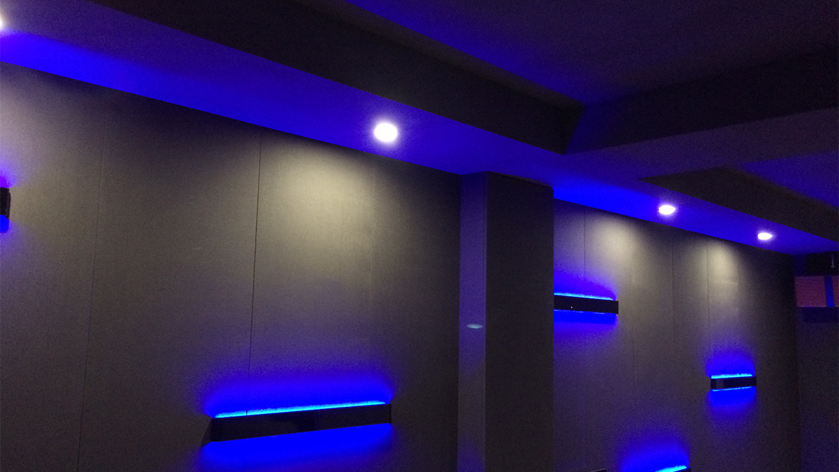 科技风家庭影院