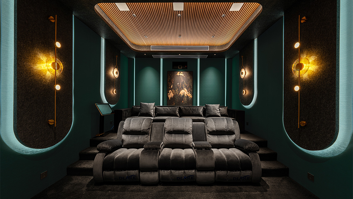 茶室与家庭影院的沉浸式融合娱乐空间